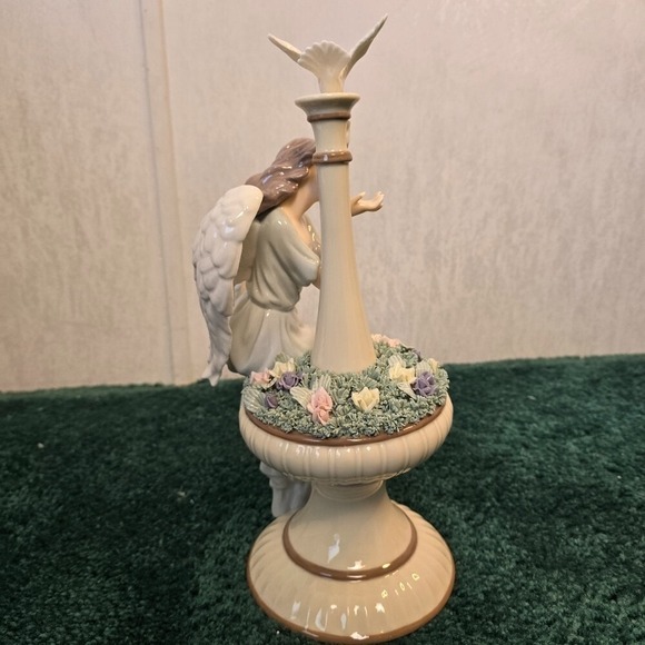 Porcelin Angel Grandeur Noel Collector Edition 2002 Christmas Holiday Decor NWOT - Picture 3 of 15